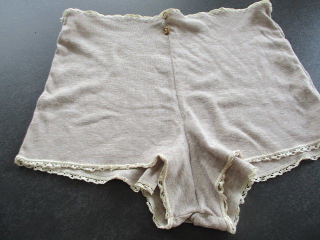 short de nuit 6 Castres (81)