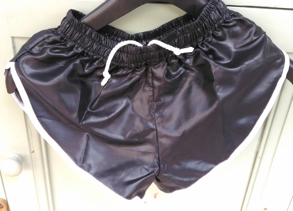 Short-Nylon-Polyamid-Noir-blanc-Vintage-3size-S40 M44 L-XL48 25 Lyon 3 (69)