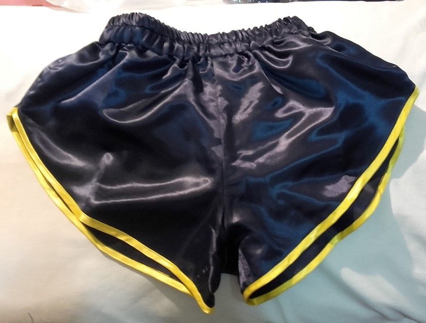 Short Nylon Satin Vintage Marine/liser� jaune Taille S 40 28 Lyon 3 (69)