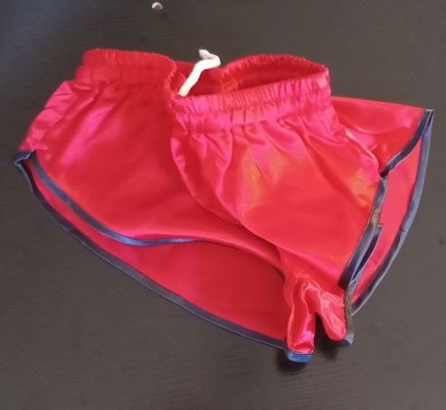 Short Nylon Satin Vintage Rouge/noir ou Navy Size M40 20 Lyon 3 (69)