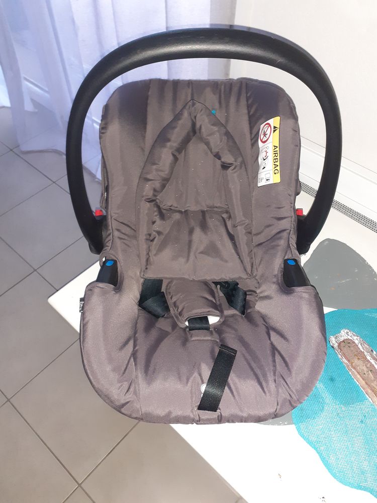 Si�ge auto b�b� de 0 � 1 an 20 Elne (66)