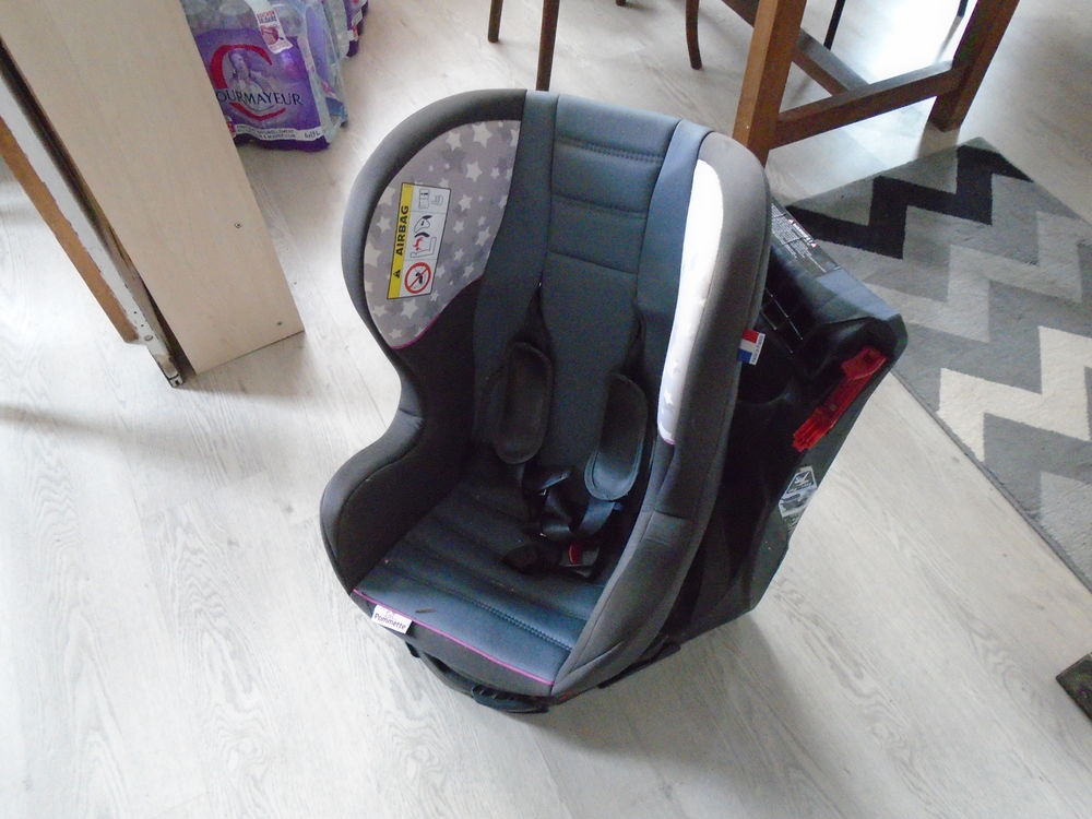 si�ge auto b�b� , 60 Bagnols-sur-C�ze (30)