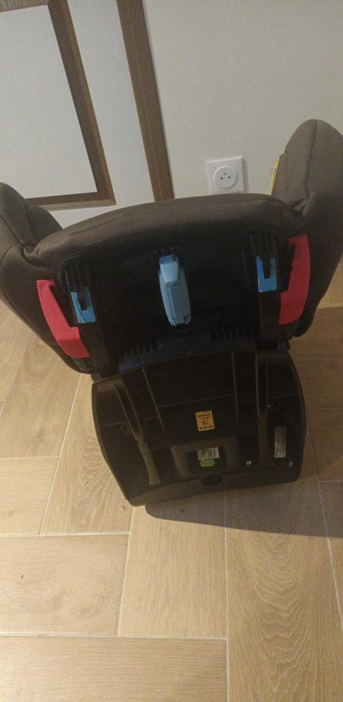 siege auto bebe 50 Argenteuil (95)