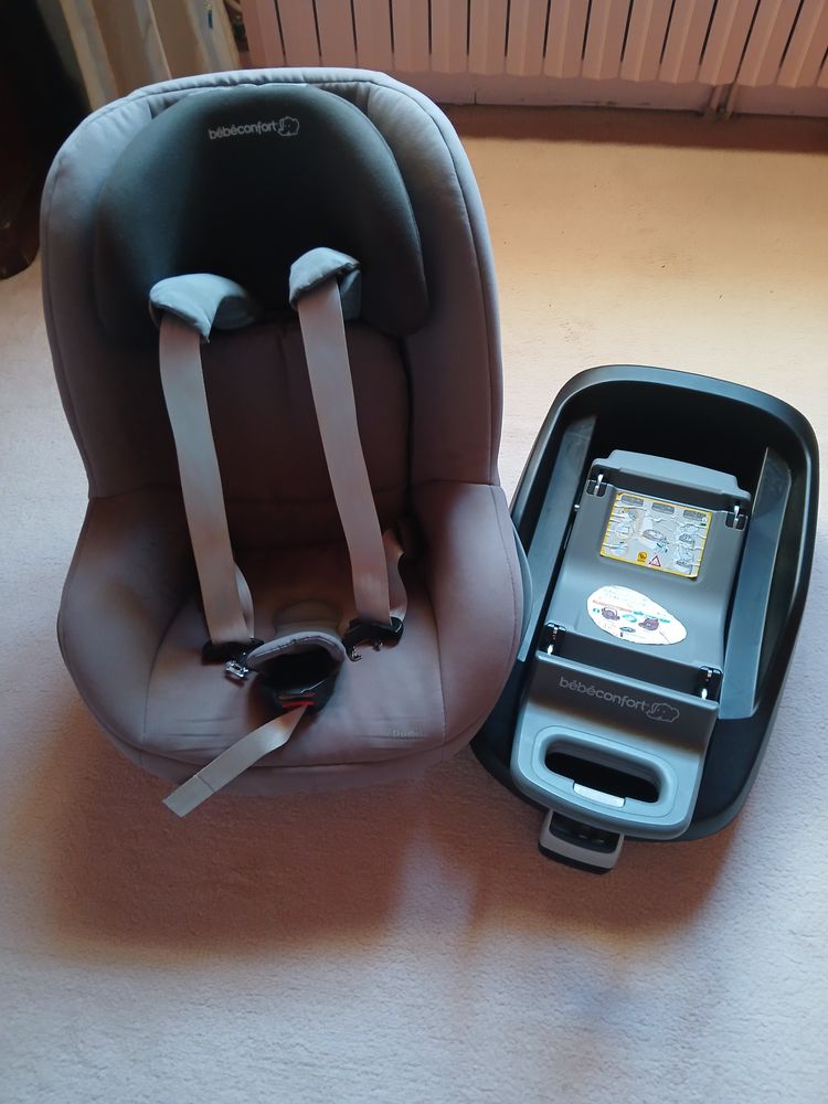 Si�ge auto B�b� Confort Pearl + Base Family Fix 
75 Gron (89)