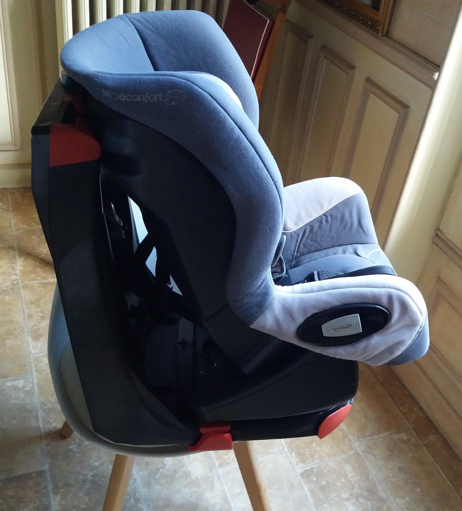 Si�ge Auto Beb�Confort AXISS 40 La Fert�-Gaucher (77)