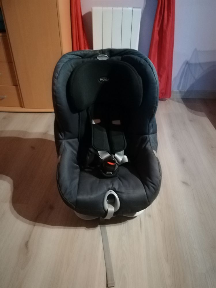 Si�ge auto BRITAX ROMER KING II LS 90 Salles (33)
