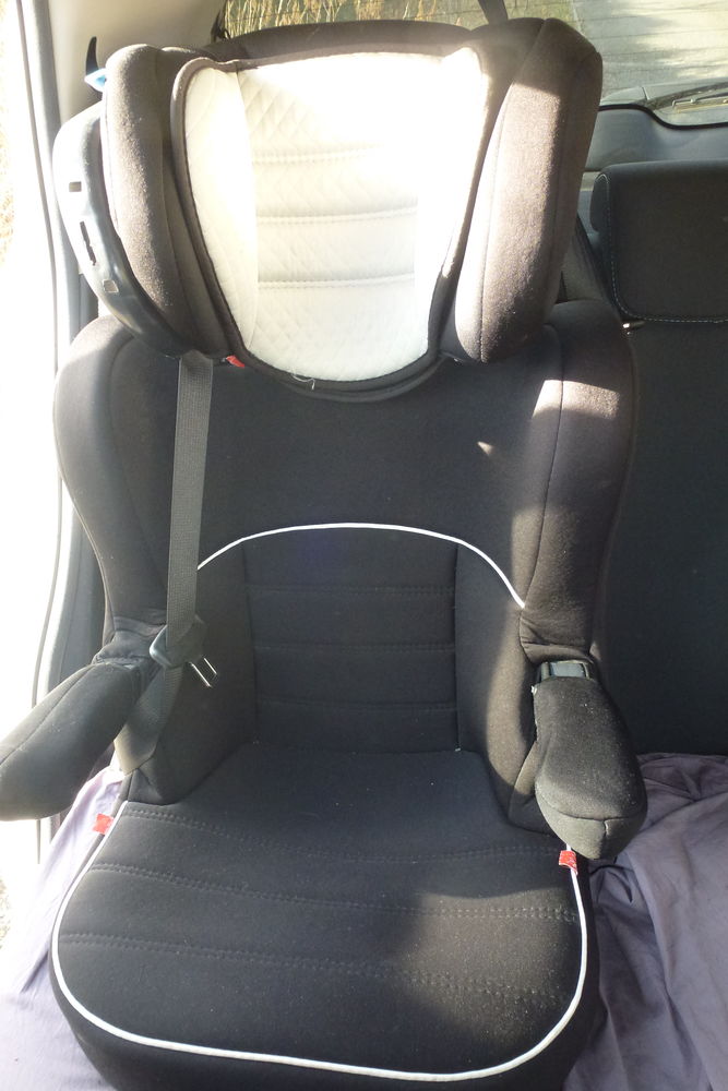 si�ge auto enfant babycare 50 La Freissinouse (05)