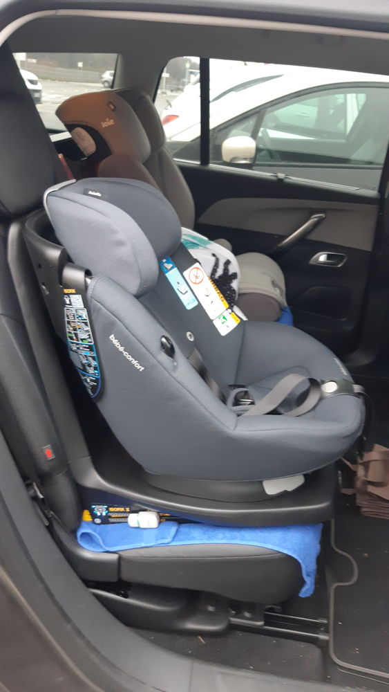 SIEGE AUTO   pivotant BB confort. AXISS-FIX. 120 �pinay-sur-Seine (93)