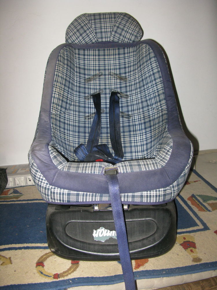 Si�ge auto pour jeune enfant 10 Issou (78)