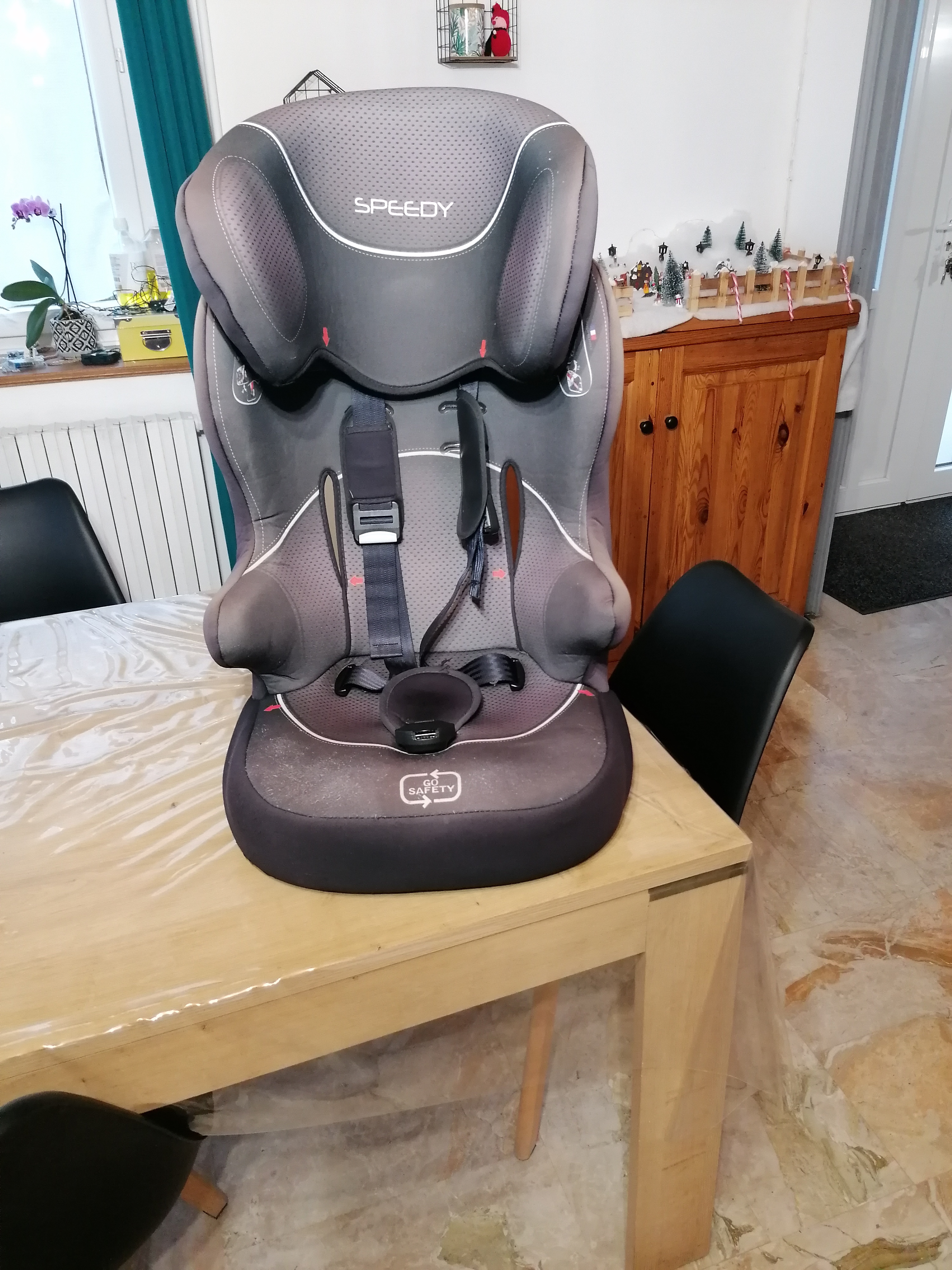 Si�ge auto SPEEDY 30 V�zeronce-Curtin (38)