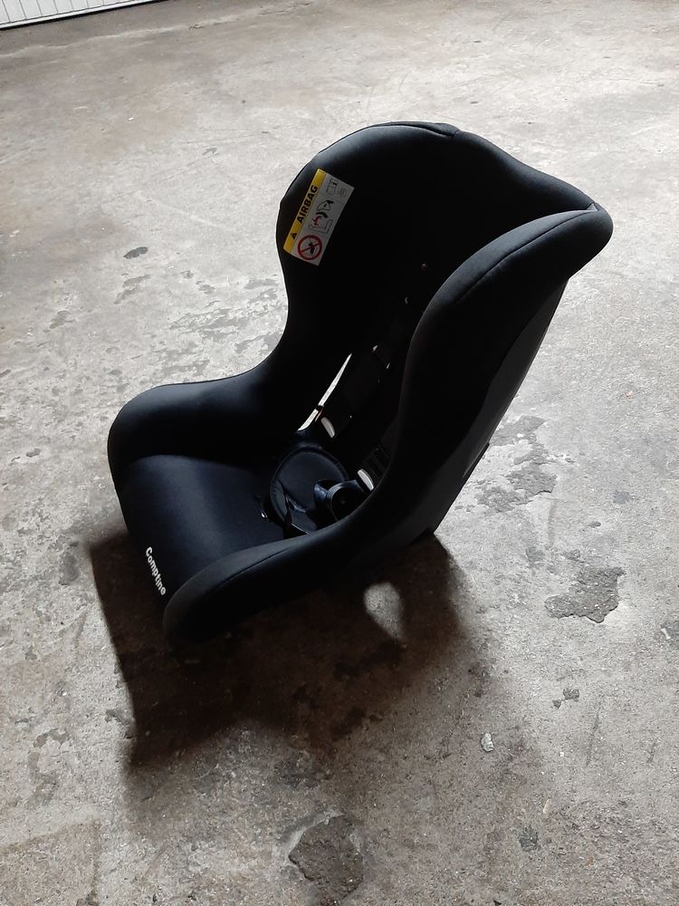 siege auto 25 Paris 11 (75)