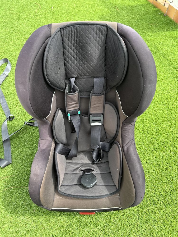 Si�ge auto 45 Nice (06)