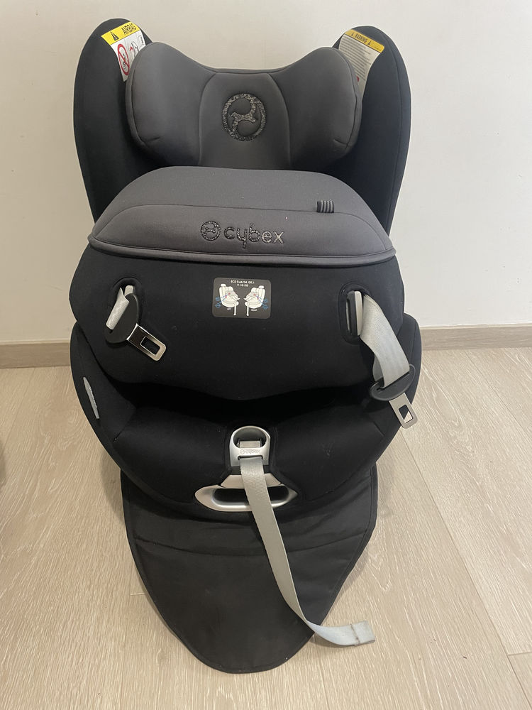 Si�ge B�b� Cybex auto pivotant 95 Lyon 3 (69)