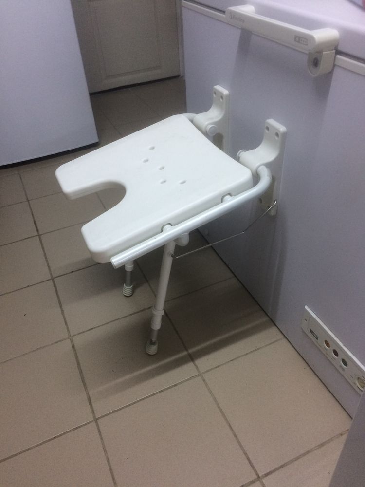 siege de douche 20 Martigues (13)