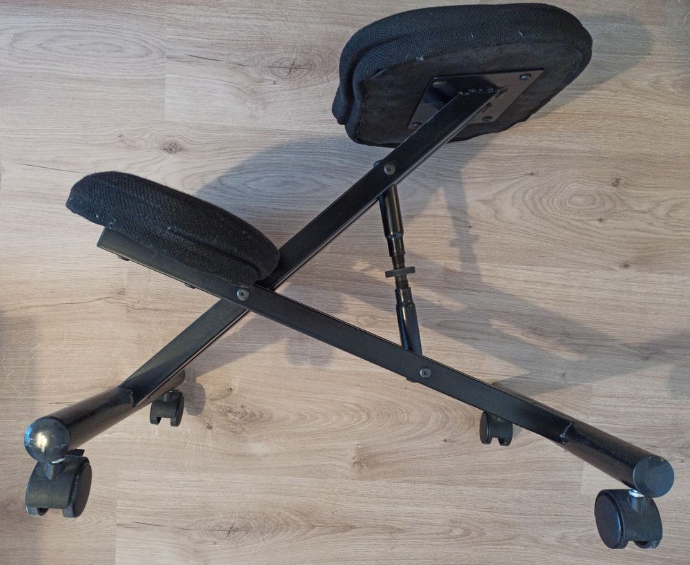 Si�ge ergonomique assis-genoux noir 10 Aubervilliers (93)