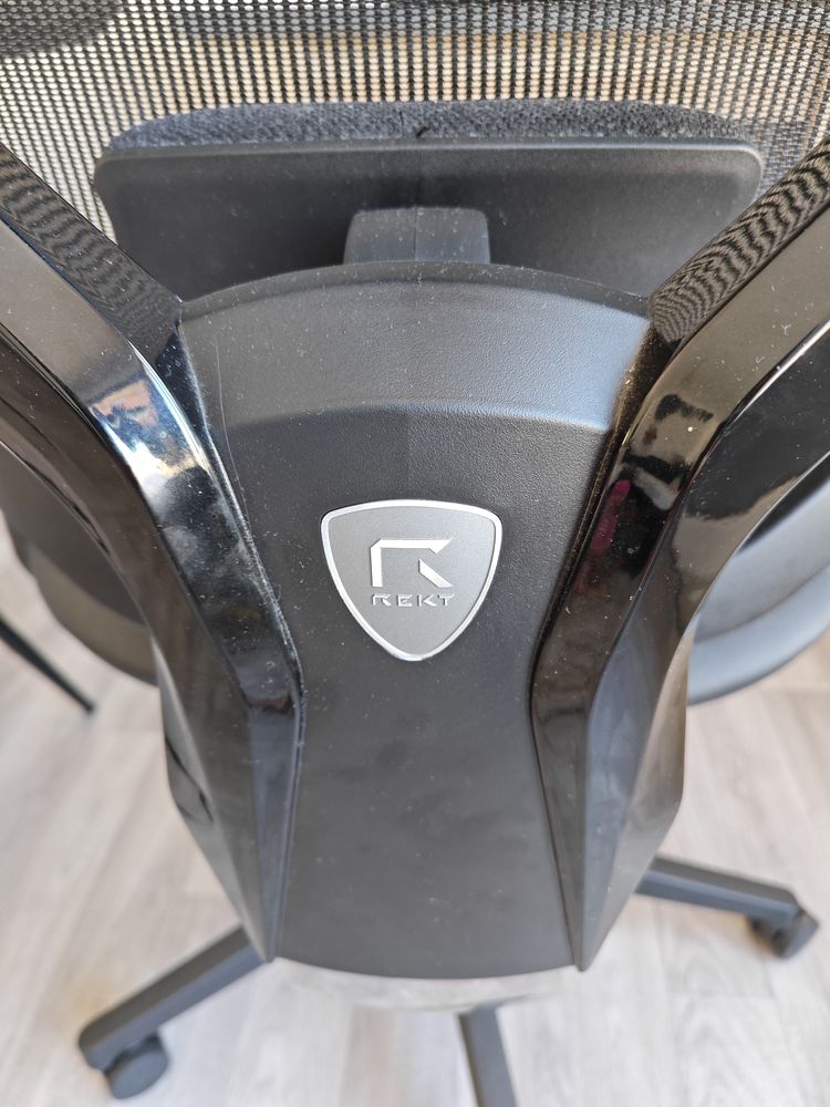 Si�ge ergonomique REKT 400 Le Chambon-Feugerolles (42)