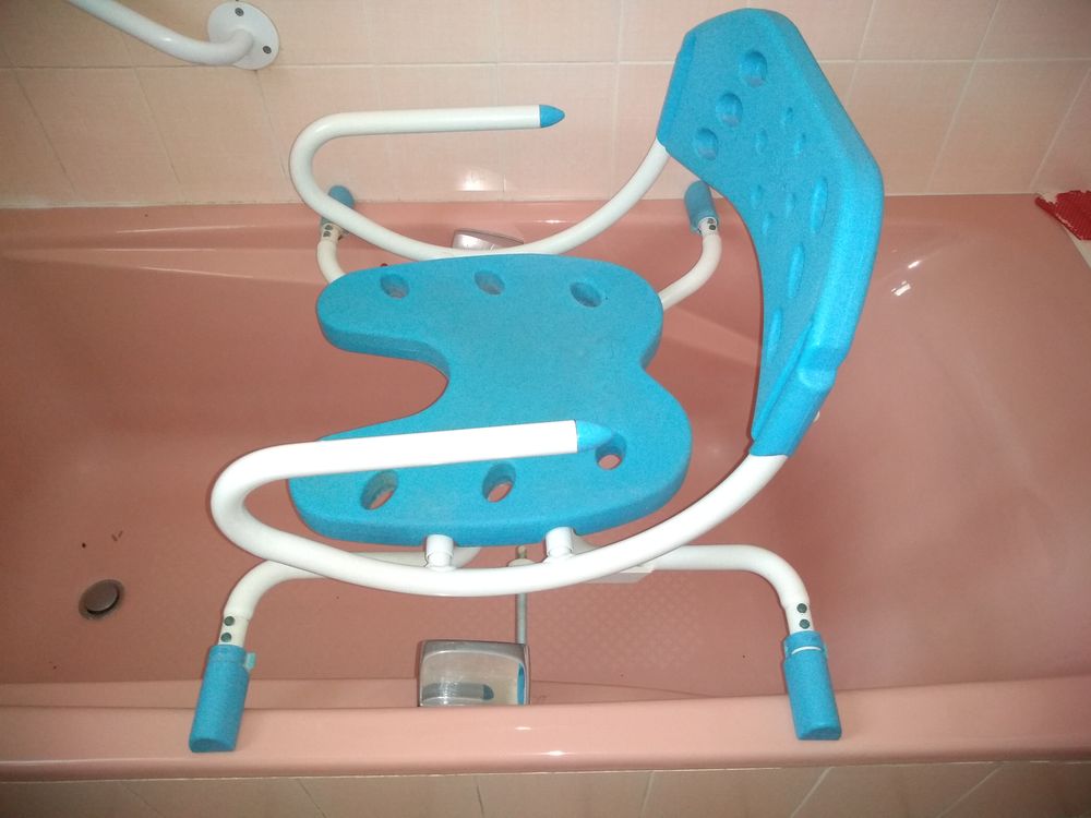 si�ge pivotant � poser sur une baignoire 20 Lignol-le-Ch�teau (10)