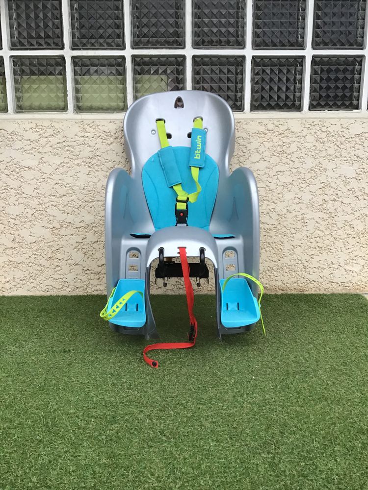 Si�ge porte-b�b� pour v�lo et accrochage porte-bagages 25 Lyon 9 (69)