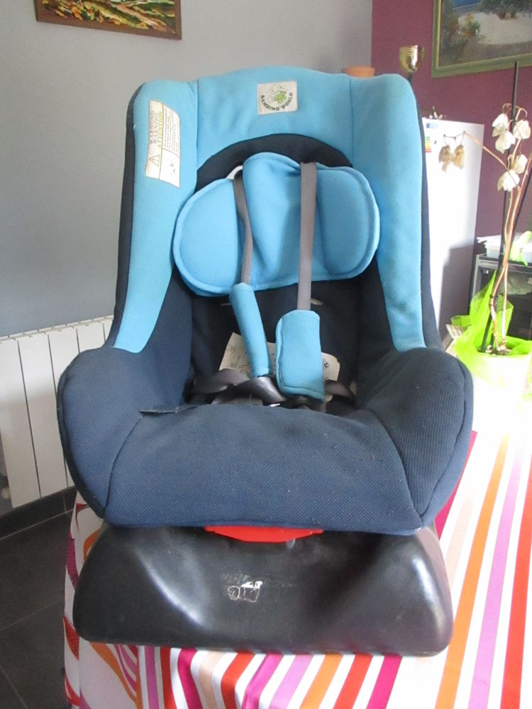 SIEGE VOITURE 10 La Fert�-Fr�nel (61)