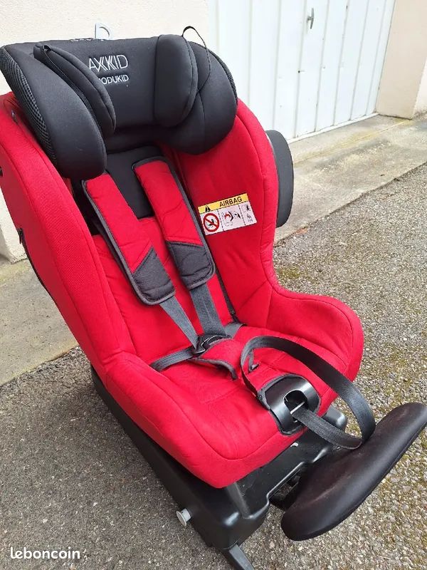 Si�ges auto 130 Saint-Yrieix-la-Perche (87)