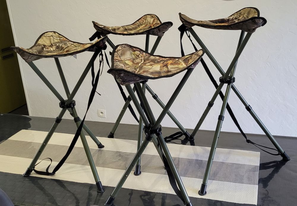 Lot de 4 Si�ges tr�pieds r�glables pliantsTreemetic SOLOGNAC 80 Fremifontaine (88)