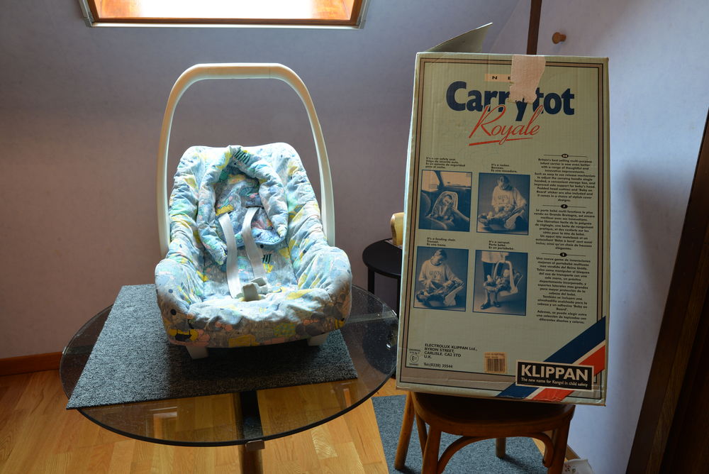 - 2 si�ges de voiture carryto et r�nolux 10 M�rignies (59)