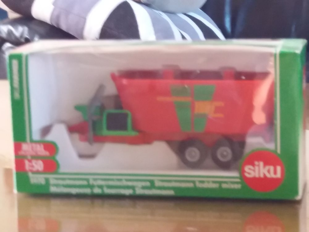 siku 1/50 10 Cherreau (72)