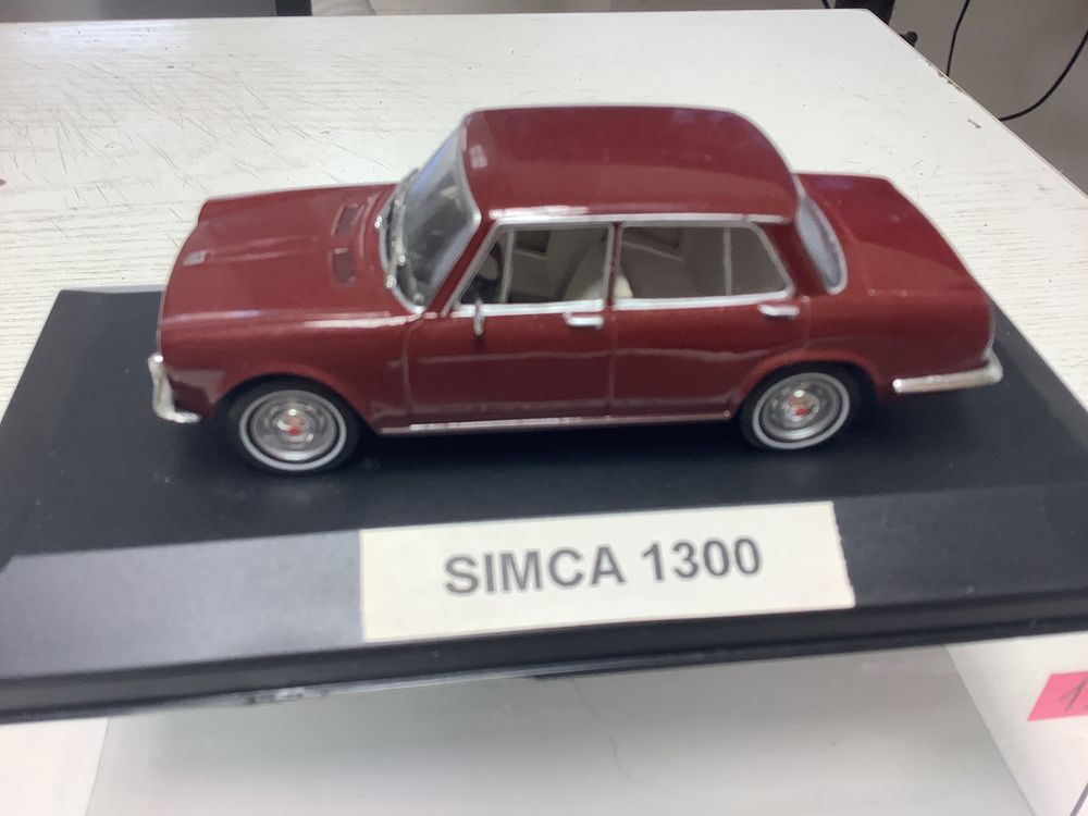 SIMCA 1300 voiture miniature 12 Alès (30)