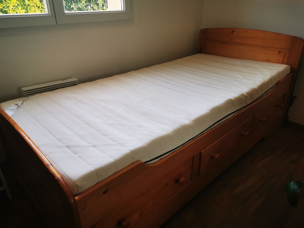 Lit simple en pin massif 100 Lavau (10)