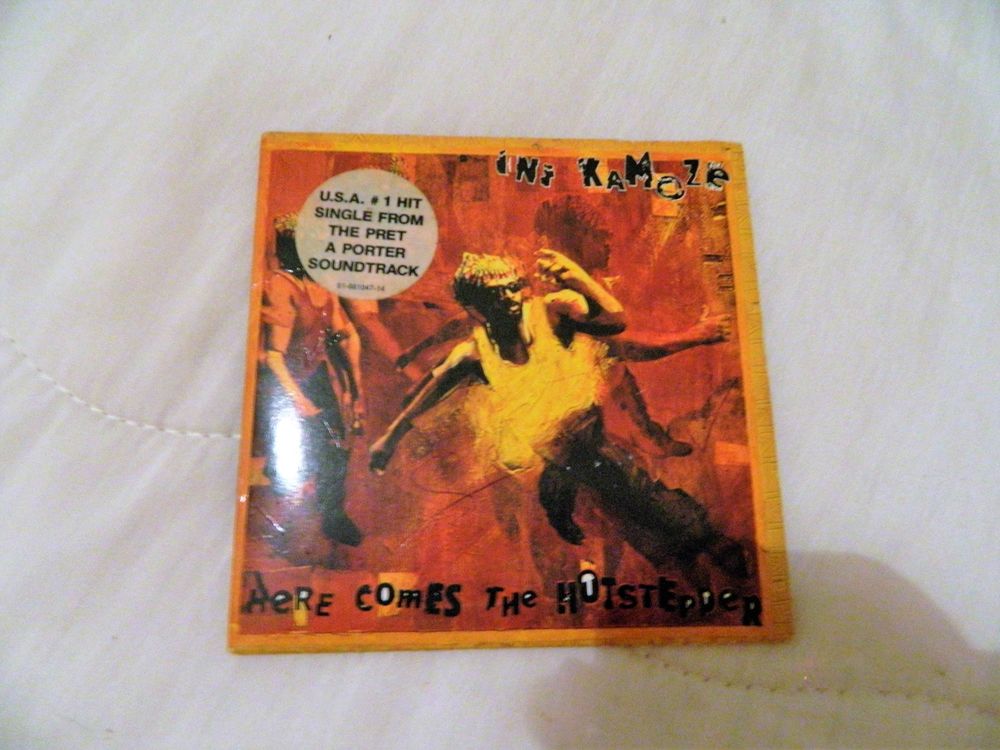 CD single Ini Kamoz�  �Here comes the hotstepper�  2 Villiers (86)
