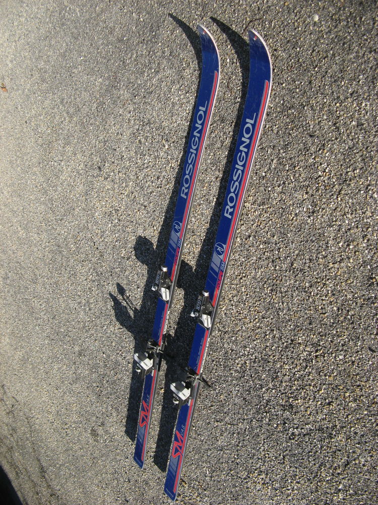 SKIS ALPIN HOMME 25 Montmorot (39)
