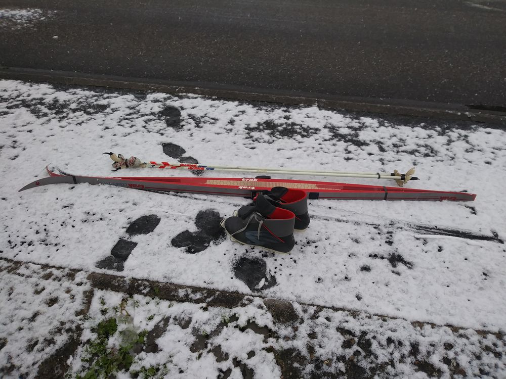 Skis de fond, chaussures et b�tons 125 Keskastel (67)