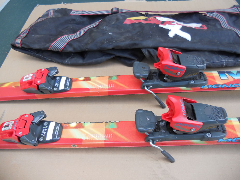 SKIS PISTE ELAN 1,75 M ( PISTE / DESCENTE ) 50 Veauche (42)