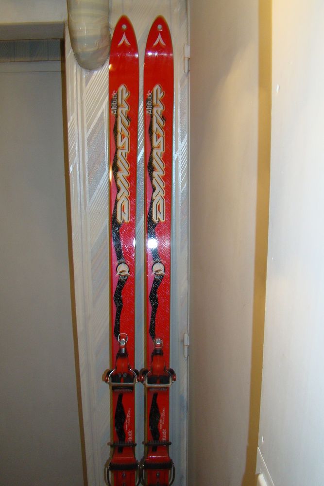Skis de randonn�e DYNASTAR Altitude  200 cm 150 Gargenville (78)