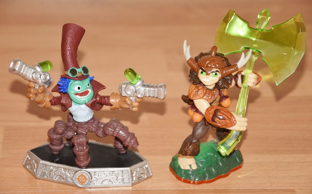 Lot de 2  Skylanders: Dr Krankcase imaginators et Bushwhack 12 Gujan-Mestras (33)