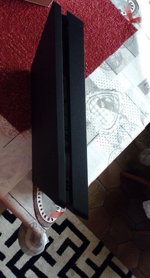 PS4 slim 500go 150 Clermont (60)
