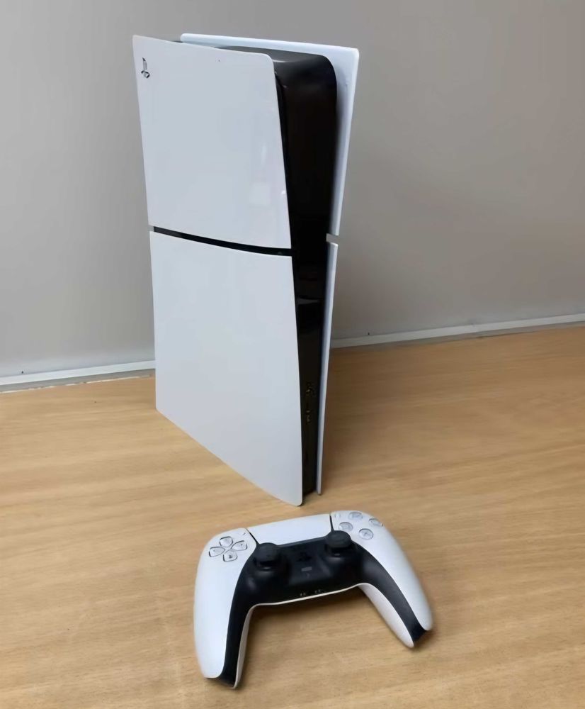 Ps5 slim 240� 240 Paris 11 (75)