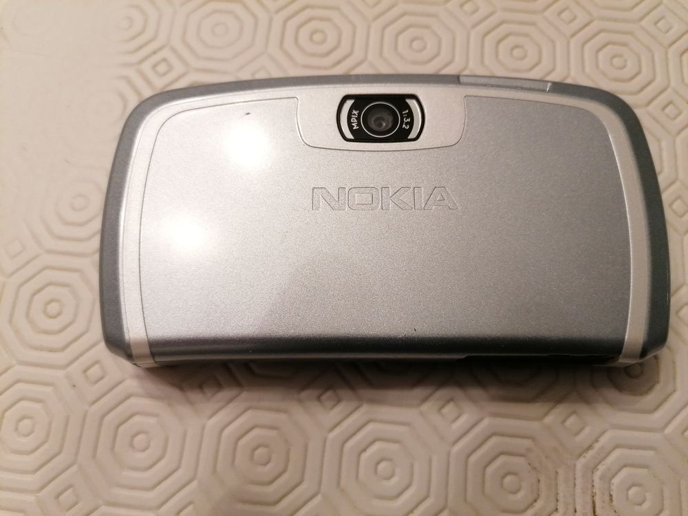 smarphone nokia 7710 0 Royat (63)
