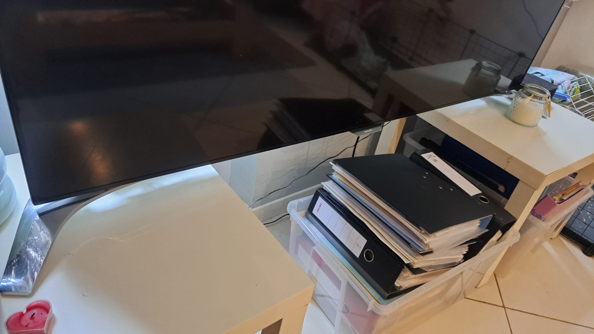 Smart tv Philips ambilight 65 pouces - 165cm
400 La Ciotat (13)