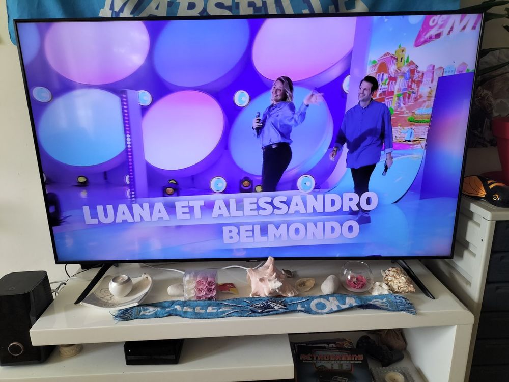 Tv smart samsung 4k HDR,50 pouces 220 Gourdon (46)