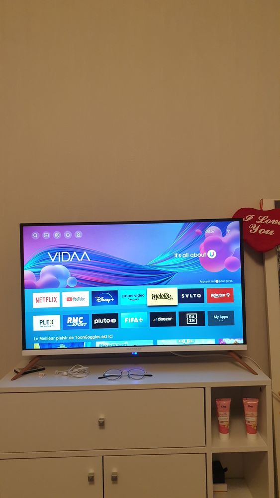 Smart tv schneider 81 cm etat neuve 150 L�ry (27)