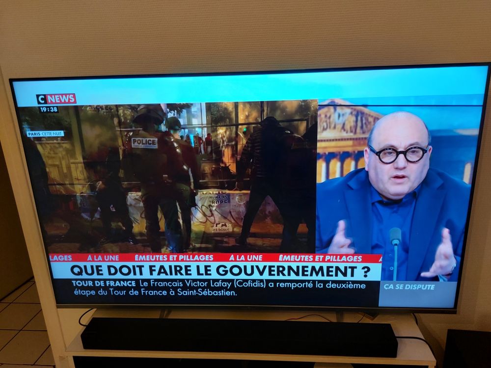 Smart tv 350 La Machine (58)