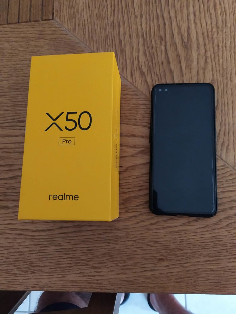 Smartphone Realme X50 pro 5G 350 Chalamont (01)