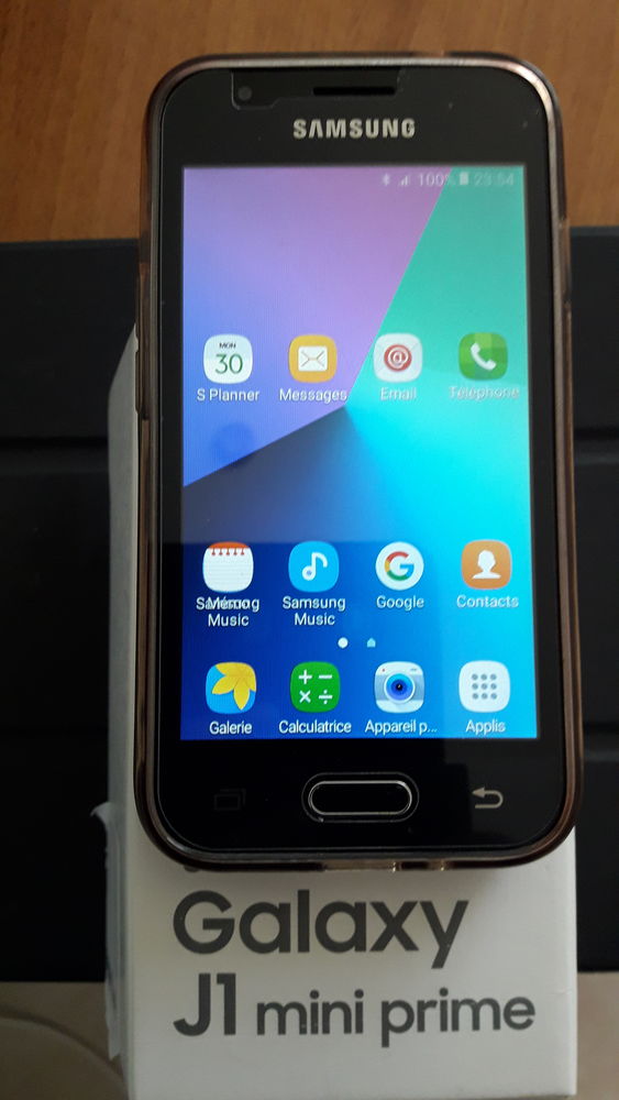 Smartphone Sumsung Galaxy J1 2016 55 Castries (34)