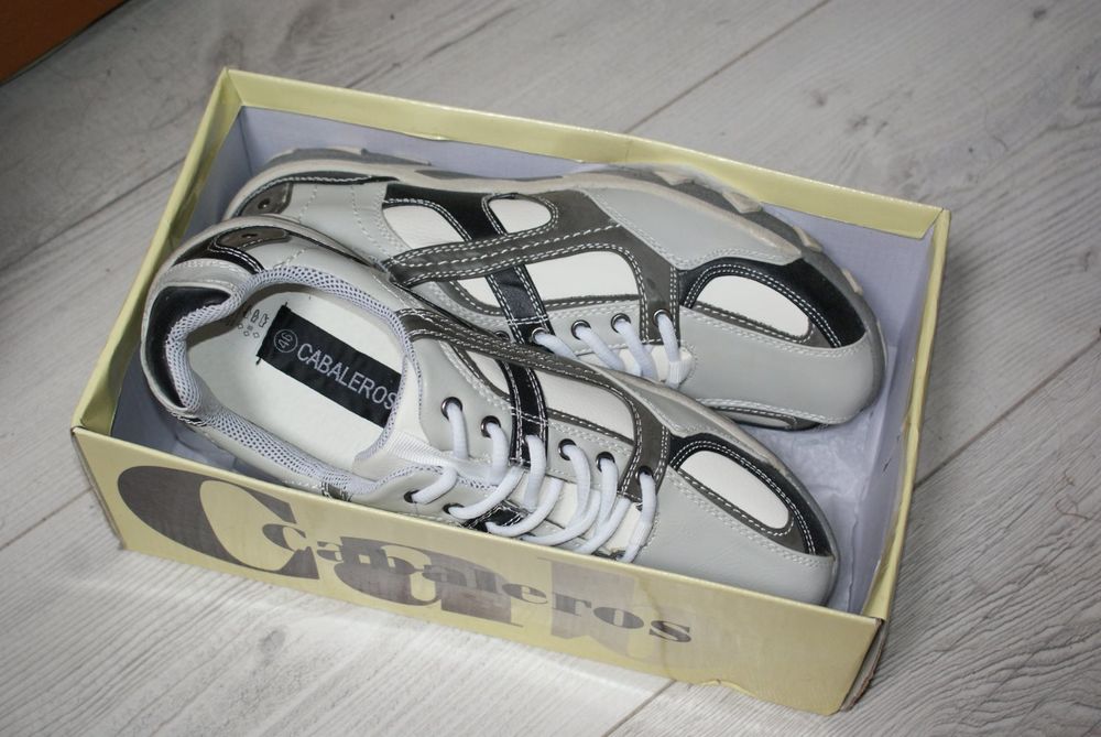 Sneakers Caballeros 25 La Ferri�re (85)