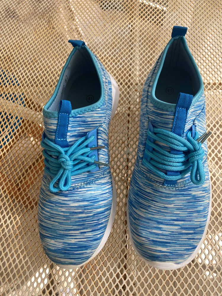 Sneakers femme, neuf 5 Aix-en-Provence (13)