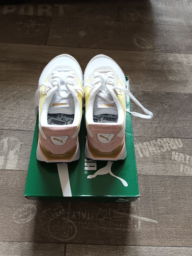 Snikers
55 Montceau-les-Mines (71)