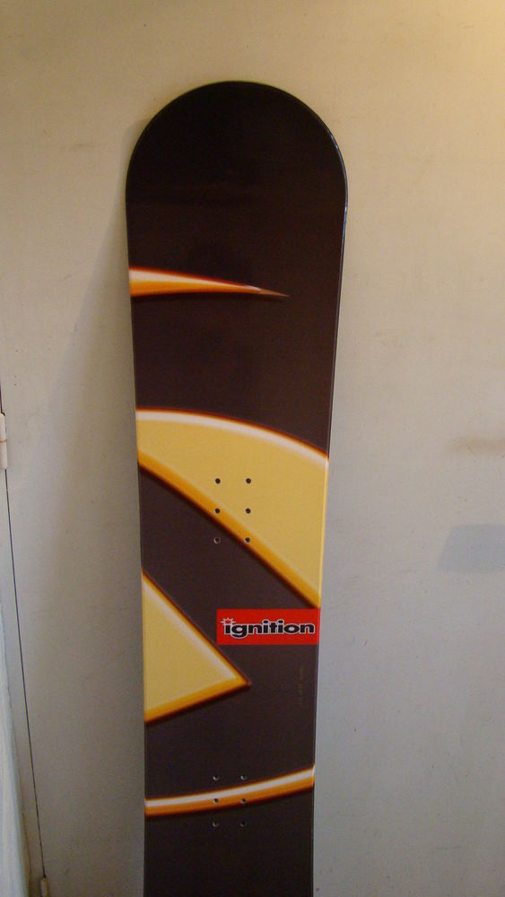 Snowboard Ignition  151 cm
100 Gargenville (78)