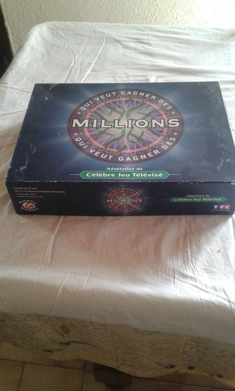 Jeu de soci�t� 20 Roquebilli�re (06)