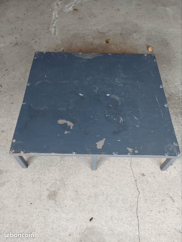 Socle en m�tal 80 Les Sables-d'Olonne (85)